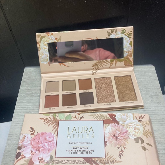 Laura Geller Soft Satins & Matte Eyeshadow Palette - Brown and Gold - Picture 1 of 1